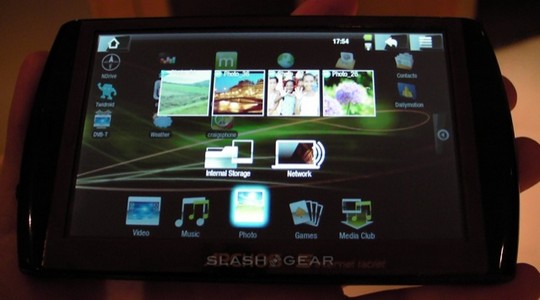 archos_5_android_internet_tablet