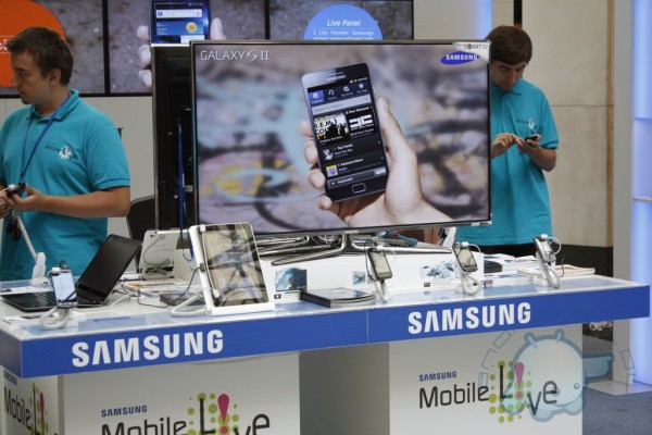 Stoisko Samsung Mobile L!ve