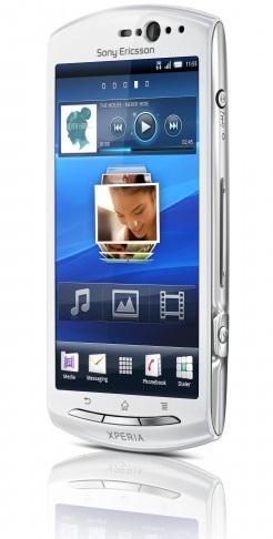 Xperia-Neo_V_Front40_White-246x600