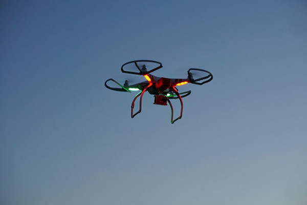 Co warto wiedzieć przed zakupem drona?