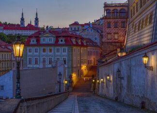 Kiedy przestaną działać stare telefony?