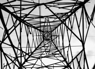 Ile prądu pobiera RTX 3080?