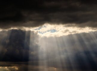 Jak grać w chmurze na PC?