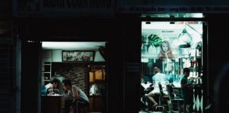 Co to jest AAC w słuchawkach?