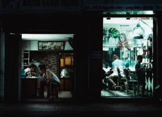 Co to jest AAC w słuchawkach?