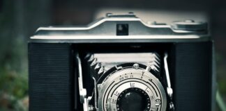 Co robi lepsze zdjęcia aparat czy telefon?