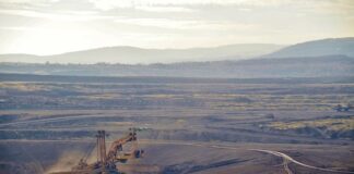 W jakim miesiącu najlepiej kupić telefon?