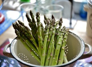 Jaki zasilacz do 1080 ti? Jaki zasilacz do 1080 ti?