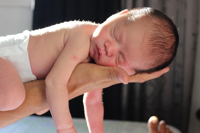 Jak naładować telefon bez prądu w domu? Jak naładować telefon bez prądu w domu?